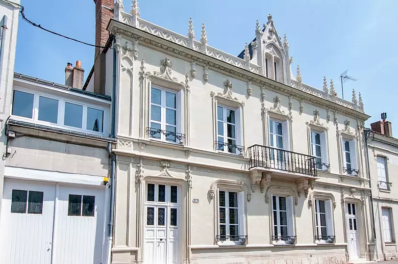 Demeure entre Loire et Paris - Location villa de luxe - Vallee de la Loire - ChicVillas - 2