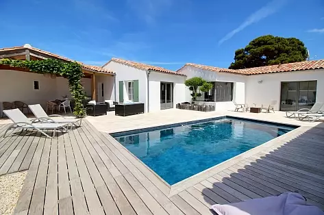 Location ile de Re maison en bord de mer  | ChicVillas