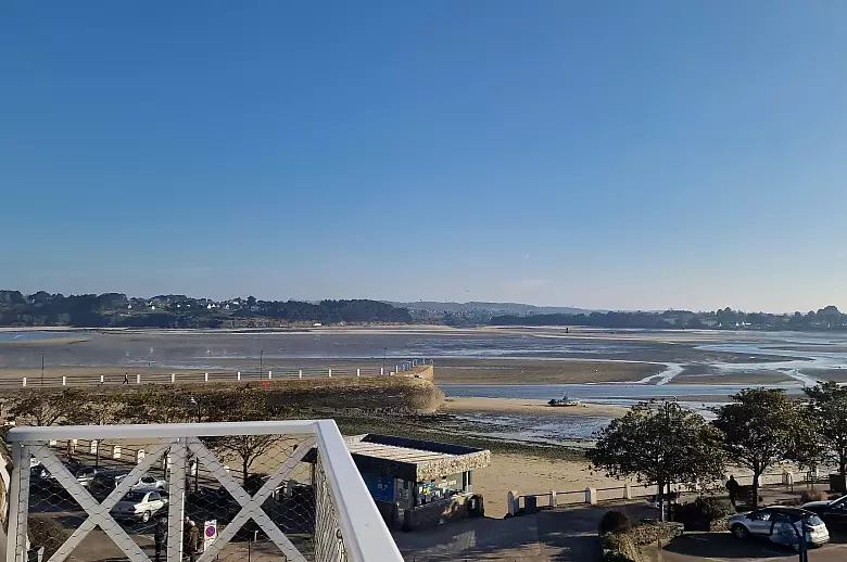 Plage et Village Bretagne - Location villa de luxe - Bretagne / Normandie - ChicVillas - 5