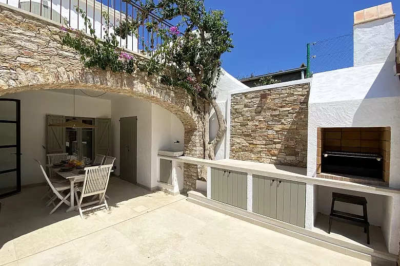 Ambiance Village - Location villa de luxe - Catalogne - ChicVillas - 4